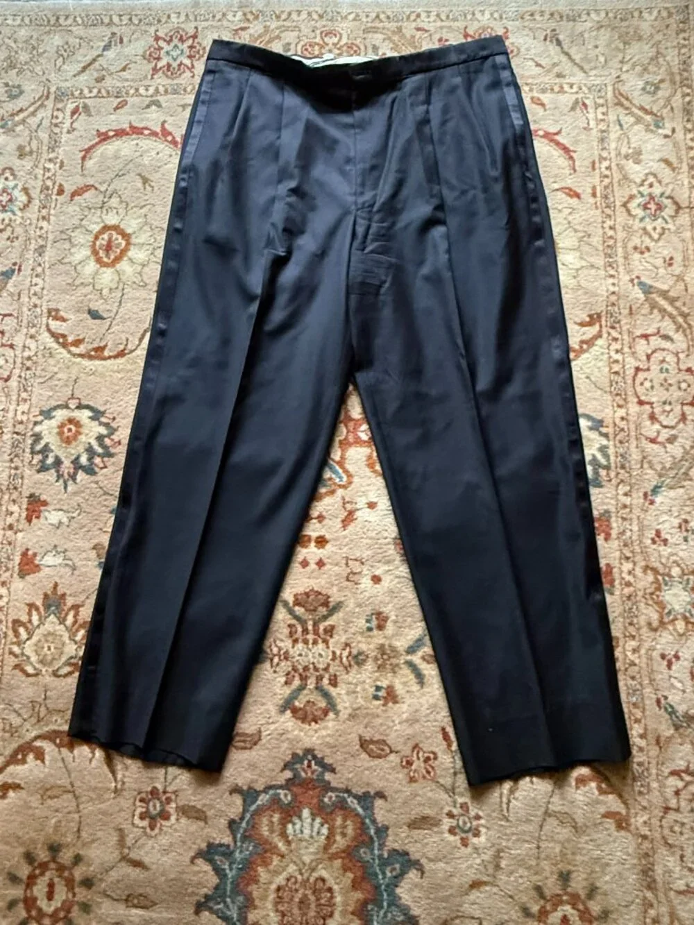 Trussini Black Men's Tux, Size 44L 100% Wool